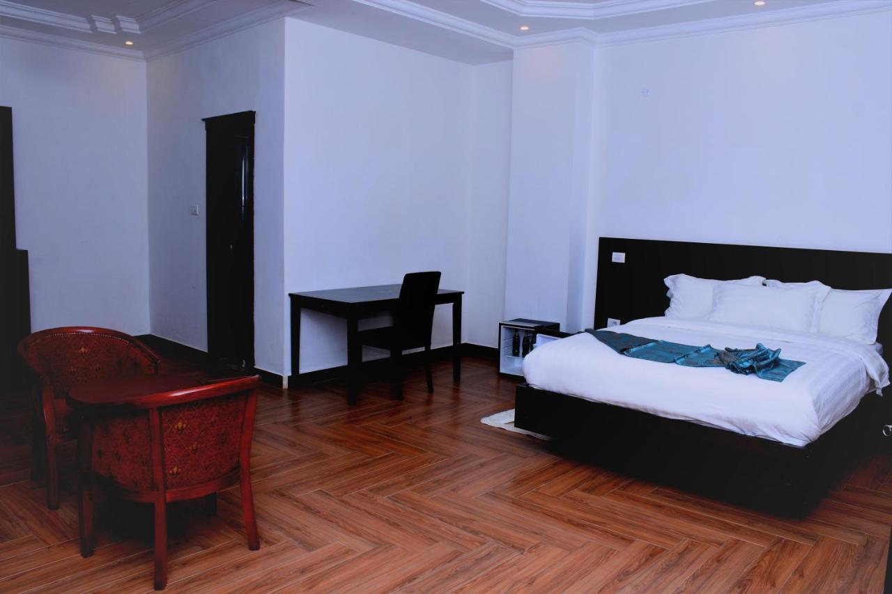 Yellow Apple Hotel Addis Ababa Exterior photo