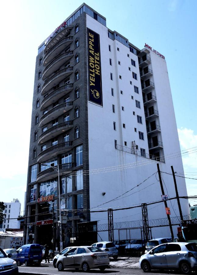 Yellow Apple Hotel Addis Ababa Exterior photo